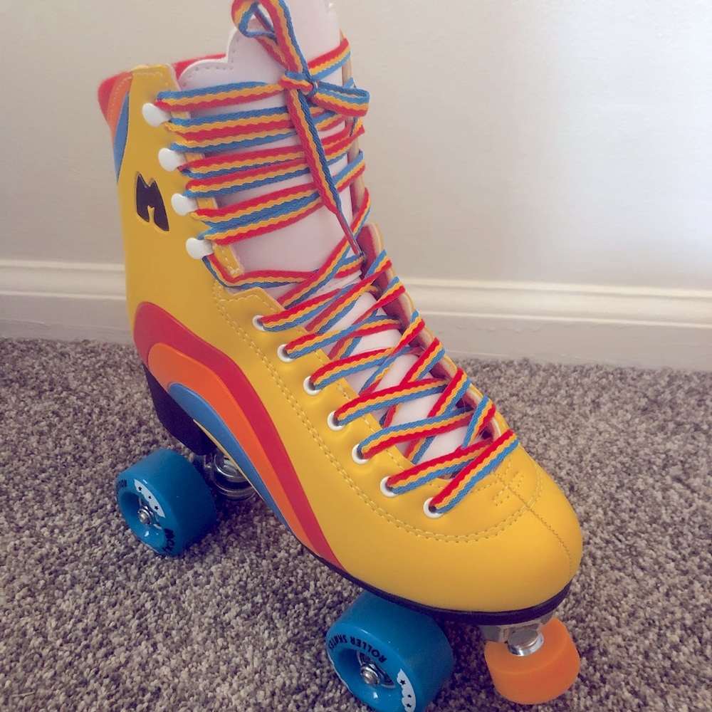 Rainbow Rider Yellow Moxi Skates